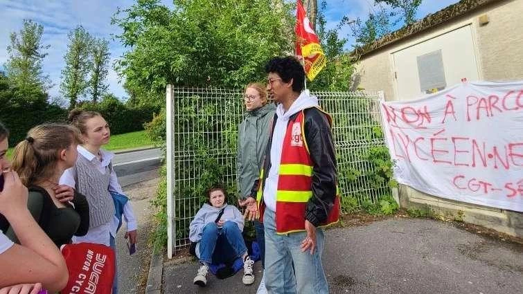 Les lycéens de Boulogne-sur-Mer à fond dans la lutte Luttes Éducation 