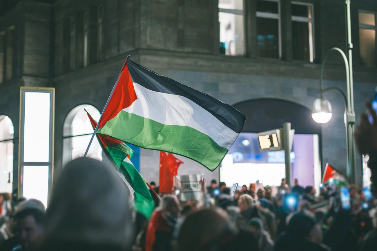 Partout en France, stop au génocide à Gaza Manifestation Palestine Israël Calais 