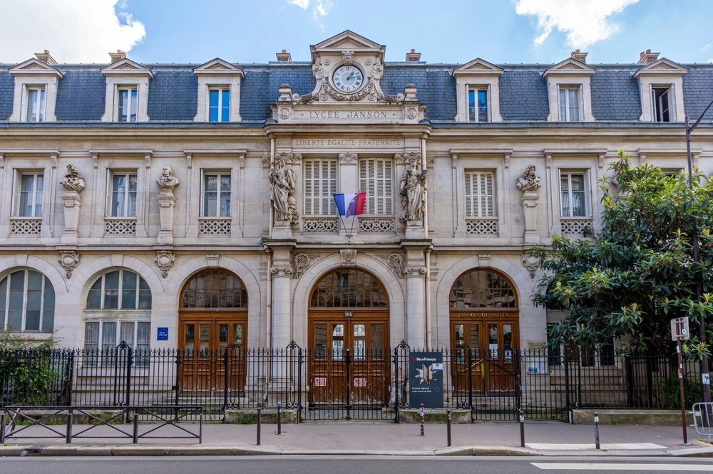 Le bricolage institutionnel de la rentrée scolaire 