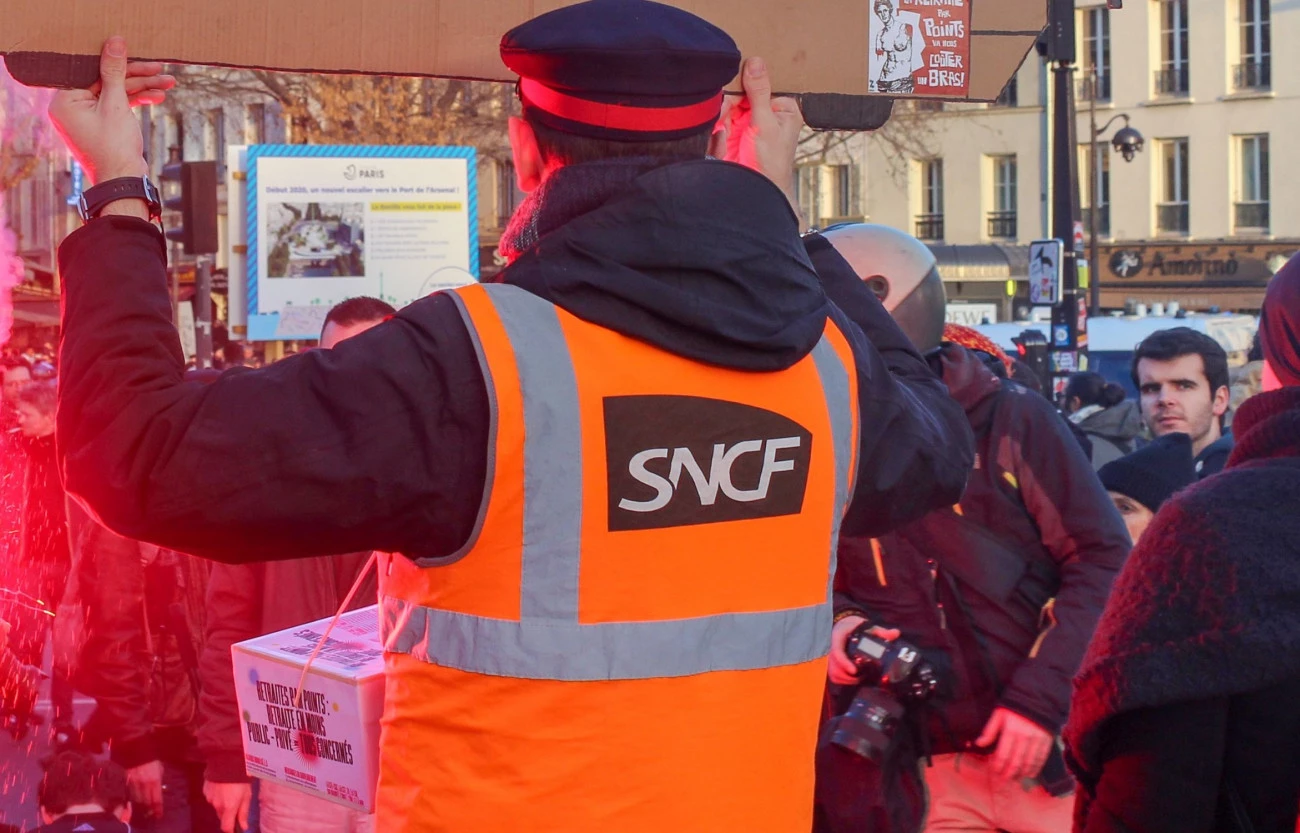 Une remise en cause toujours latente du droit de grève Luttes SNCF Syndicalisme 