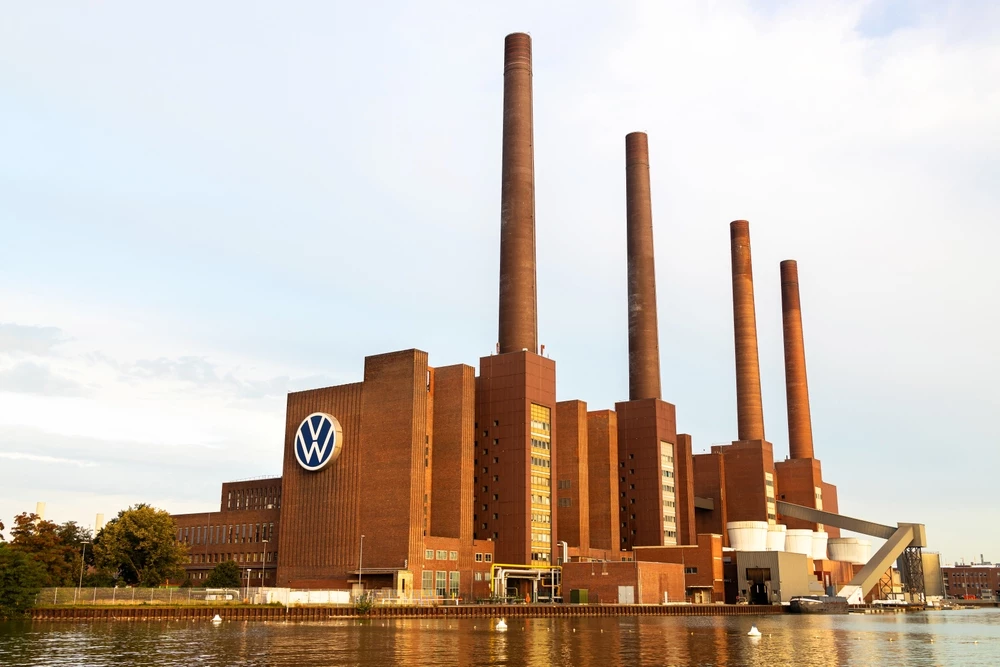 Volkswagen ferme officiellement trois usines Industrie Automobile Social Allemagne 