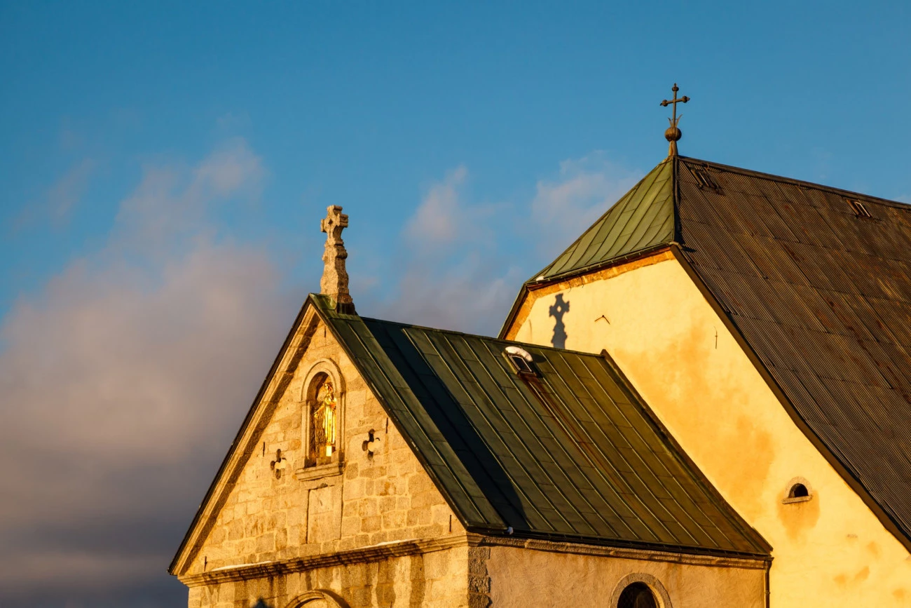 « Ce que notre monde doit à l'Église. » Religion Essai 