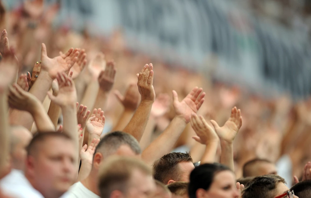 Moins de Ligue 2 le weekend, la double peine pour les familles ?