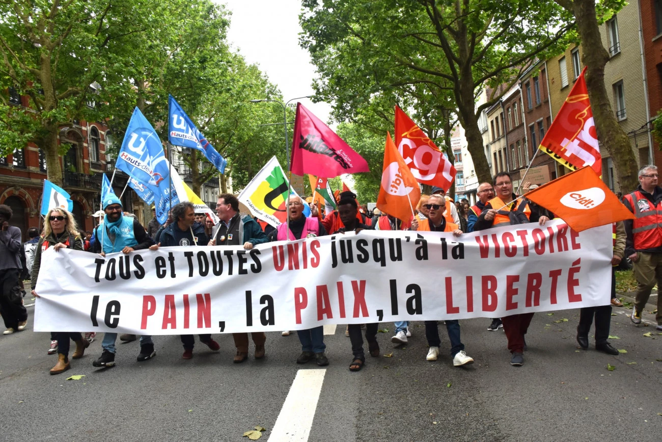 Tous pour le Nouveau Front populaire ! Extrême droite Manifestation CGT FSU Syndicalisme Législatives 2024 