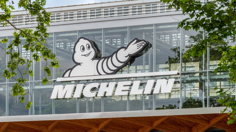 Michelin va arrêter temporairement son activité dans plusieurs usines Industrie Automobile Social 